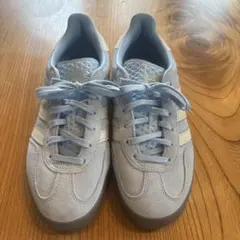 adidas GAZELLE ライトブルースニーカー