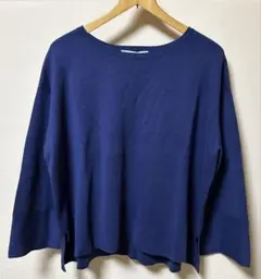 UNTITLED ネイビー 長袖ニット ゆったりシルエット