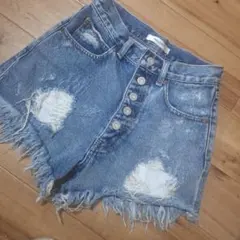 激安！MOUSSY デニムショートパンツ