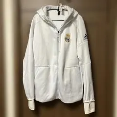 マドリー パーカー