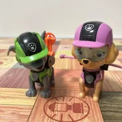 パウパトロール　ワンアクションフィギュア　2体セット