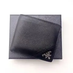 2026年最新】prada サフィアーノ 財布 二つ折りの人気アイテム - メルカリ