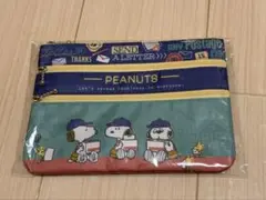 PEANUTS スヌーピー スリージップポーチ