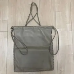 VASIC ベージュ ドローストリングトートバッグのサムネイル
