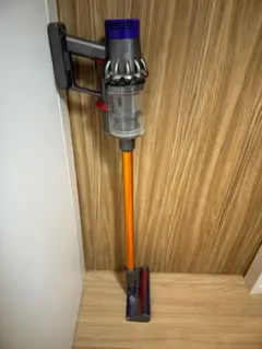 Dyson SV12 スティッククリーナー 本体 ツールセット - メルカリ
