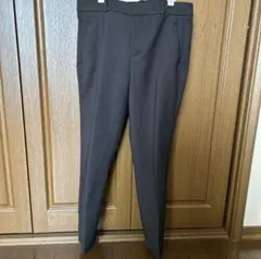 ZARA黒 スラックス レディース