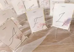 テーブルナンバー　15席　A〜O オシャレ　筆記体　ドライフラワー　写真立て