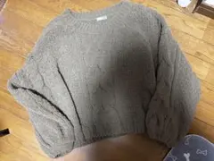 GYDA ケーブル編みモールニット バルーンスリーブ カーキ〜ブラウンカラー