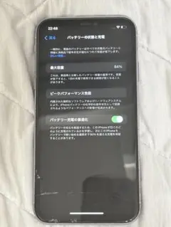iPhone 11 本体 バッテリー84% 割れあり