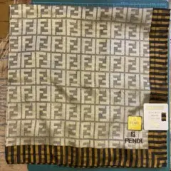 新品 FENDI フェンディ　ズッカ柄 大判 ハンカチ ーフ　シルク コットン
