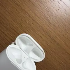 AirPods本体 ホワイト 充電ケース付き一世代