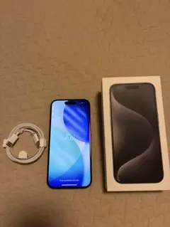 Apple iPhone 15 Pro ブラックチタニウム　SIMフリー