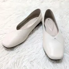 【未使用級】ダイアナ レザー フラットシューズ オフホワイト 22.0cm