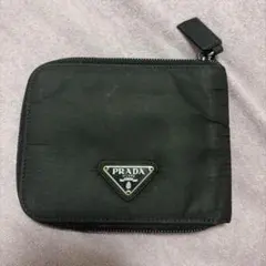 PRADA ブラック 二つ折り財布