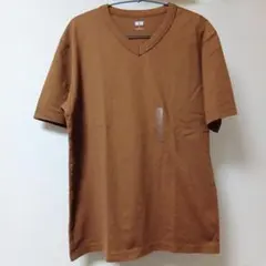 ユニクロ　Vネック　Tシャツ　Ｌのサムネイル