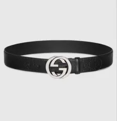 GUCCI インターロッキングG ベルト 腰回りが合わなくて一つ穴作ってます。のサムネイル