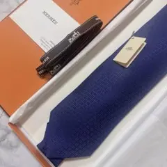 HERMES ネクタイ ソリッド グレー 光沢 サントノーレ 箱付き - メルカリ