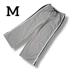 Item thumbnail for item 9985546e-d570-4851-9093-6ea8959276e8