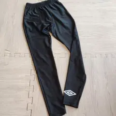 サッカーインナースパッツ　umbro 140㎝