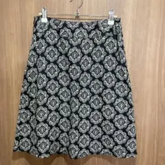 新品　LAURA ASHLEY スカート