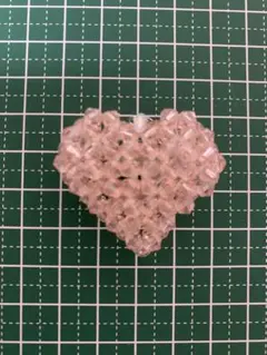 No.6 スワロフスキーのビーズで作った　 　　　ハートのチャーム