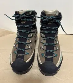 Item thumbnail for item 82ae7e89-6950-450a-9595-34a8b4e46c1c