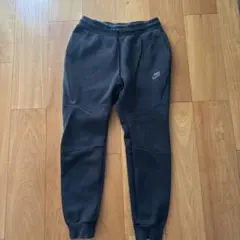 NIKE テックフリースパンツ ブラック Sサイズ