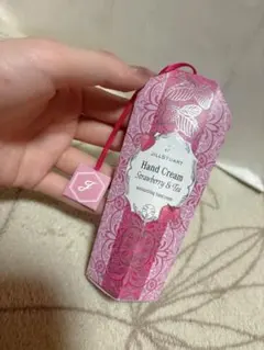JILL STUART Hand Cream Strawberry & Tea