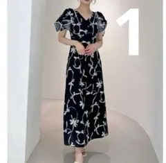 新品未使用*サイズ2SNIDEL Sustainableリボンプリントワンピース