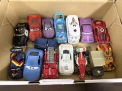 トミカ　カーズ等15台　ジャンク品