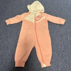 Nike フード付きロンパース ピンク