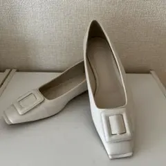 RANDA アイボリー スクエアトゥ フラットシューズのサムネイル