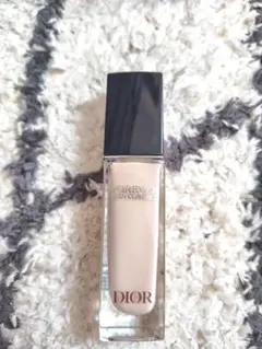 【Dior】コンシーラー Forever Skin Correct（00）