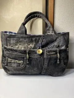 Item thumbnail for item d2ef24f8-5cc7-4d94-82fd-9a06b58a815f