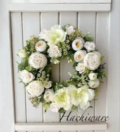 ホワイトグリーンの優しいリース