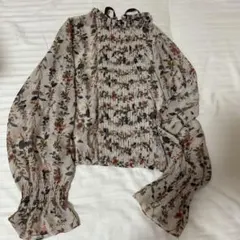 ZARA 花柄トップス