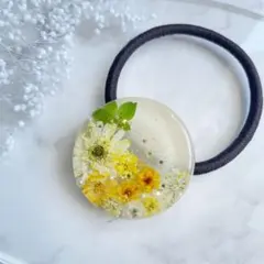 ボタニカル♡イエロー 黄色 お花 パール レジン ヘアゴム - メルカリ
