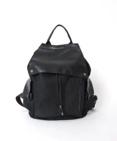 美品 ラムレザー×ナイロンバックパック