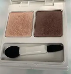 ドクターシーラボ GLOW EYESHADOW 02 アンティークブラウンのサムネイル