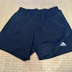 adidas ハーフパンツのサムネイル