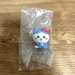 ちいかわ×サンリオ　なりきりフィギュア　ハチワレ