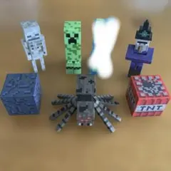 Minecraft フィギュアセット 4体とブロック２個
