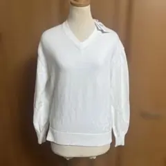 新品 タグ付き OPAQUE.CLIP ホワイト Vネック 長袖セーター ニット