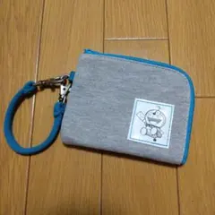 郵便局限定 ドラえもん どこでも便利ポーチ パスケース