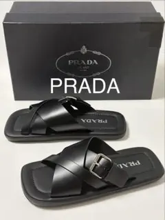 新品《 PRADA 》Brushed Leather Slides サンダルのサムネイル