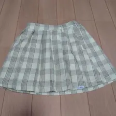 チェックスカート　130サイズのサムネイル