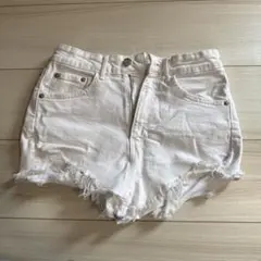 ZARA ホワイトショートパンツ EUR 34