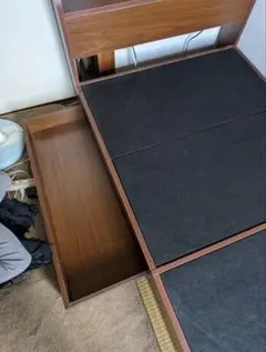 シングルベッドフレームのサムネイル