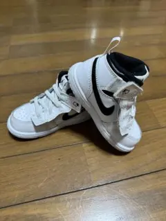 Nike Air Jordan 1 キッズ スニーカー シューズ