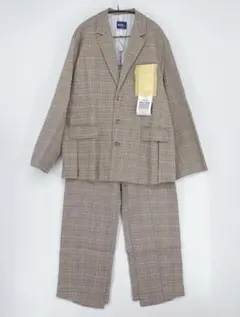 Item thumbnail for item 2d544dee-d5c0-4b7b-8f3f-8628228e2a67